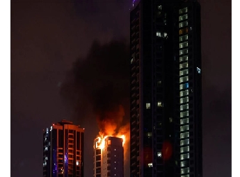 അബുദബി സായിദ് അന്താരാഷ്ട്ര വിമാനത്താവളത്തെ ലക്ഷ്യമിട്ട ഡ്രോൺ തടഞ്ഞു;  ഒരാൾ മരിച്ചു, ഏഴ് പേർക്ക് പരിക്ക്