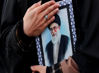 ഖംനേയിയുടെ പൊതുദര്‍ശനവും വിലാപയാത്രയും മാറ്റിവെച്ചു