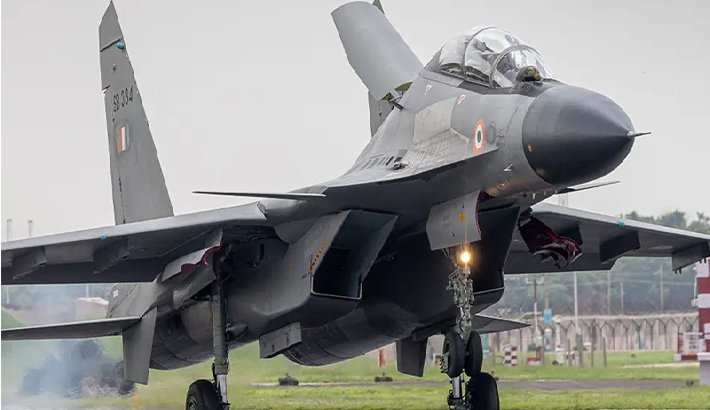 പരിശീലന പറക്കലിനിടെ സുഖോയ് 30 റഡാറില്‍ നിന്ന് അപ്രത്യക്ഷമായി