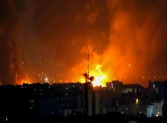 മിഡിൽ ഈസ്റ്റിൽ യുദ്ധം രൂക്ഷം; ഇറാനിൽ 3,000 ലക്ഷ്യങ്ങൾ തകർത്തതായി യുഎസ്, സൗദിയിൽ ഡ്രോൺ ആക്രമണം തടഞ്ഞു