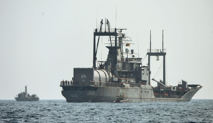 കൊച്ചി തുറമുഖത്തെ ഇറാനിയന്‍ യുദ്ധക്കപ്പല്‍ ചിത്രീകരിക്കാന്‍ ശ്രമിച്ച റിപ്പബ്ലിക്ക് ടി വി മാധ്യമ പ്രവര്‍ത്തകര്‍ അറസ്റ്റില്‍