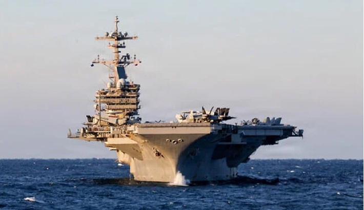 മിഡില്‍ ഈസ്റ്റിലേക്ക് യു എസ് മൂന്നാമത്തെ വിമാന വാഹിനി കപ്പല്‍ വിന്യസിച്ചേക്കും