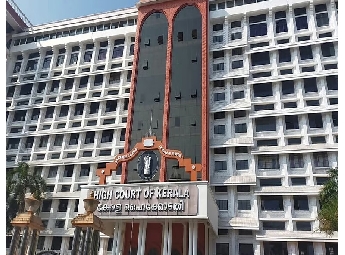 ഡാറ്റാ ചോർച്ച ആരോപണം തള്ളി ഹൈക്കോടതി; സർക്കാർ സന്ദേശം നല്ല ഭരണത്തിന്റെ ഭാഗമ...