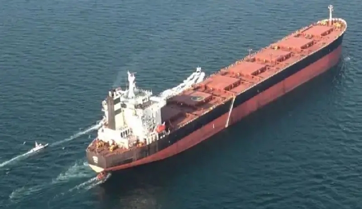 ഹോര്‍മുസ് കടലിടുക്കില്‍ കപ്പലുകള്‍ക്ക് ടോളും നികുതിയും ഏര്‍പ്പെടുത്താന്‍ ഇറാന്‍