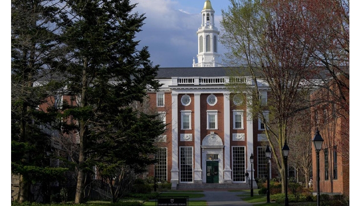 യഹൂദ-ഇസ്രയേൽ വിദ്യാർത്ഥികളുടെ സുരക്ഷയിൽ വീഴ്ച; സർക്കാർ ഫണ്ട് തിരിച്ചുനൽകാനാവശ്യപ്പെട്ട് ഹാർവാർഡിനെതിരെ കേസ്