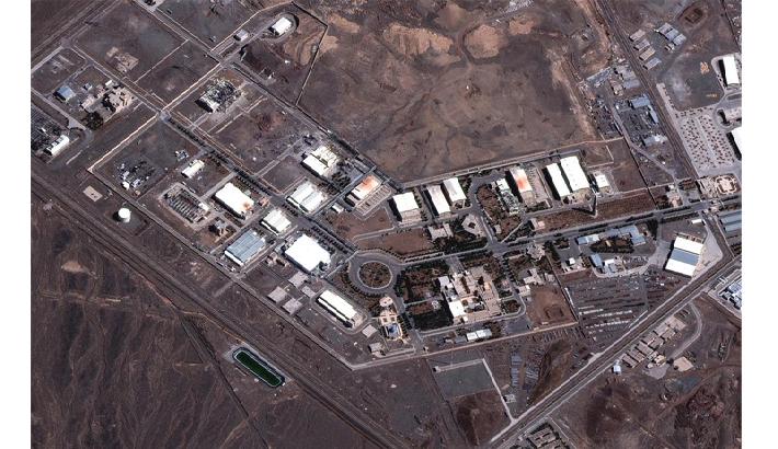 ഇറാനിലെ നത്താൻസ് ആണവ കേന്ദ്രത്തിൽ യു.എസ്-ഇസ്രയേൽ ആക്രമണം; തിരിച്ചടിച്ച് ഇറാൻ ഇറാനിലെ നത്താൻസ് ആണവ കേന്ദ്രത്തിൽ യു.എസ്-ഇസ്രയേൽ ആക്രമണം; തിരിച്ചടിച്ച് ഇറാൻ