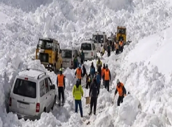 സോജില പാസില്‍ ഹിമപാതം: ഏഴ് പേര്‍ മരിച്ചു; നിരവധി പേര്‍ക്ക് പരിക്ക്