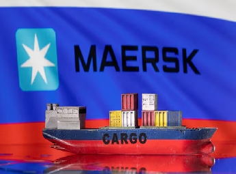 സലാലാ തുറമുഖത്തിന് സമീപം ഇറാന്‍ യു എസ് കപ്പലിനെ ആക്രമിച്ചു