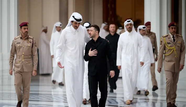 ഖത്തറുമായി പ്രതിരോധ കരാര് ഒപ്പുവെച്ച് യുക്രെയ്ന്; ദുബായിലെ ആന്റി- ഡ്രോണ് കേന്ദ്രം നശിപ്പിച്ചതെന്ന ഇറാന് അവകാശവാദം നിഷേധിച്ചു ഖത്തറുമായി പ്രതിരോധ കരാര് ഒപ്പുവെച്ച് യുക്രെയ്ന്; ദുബായിലെ ആന്റി- ഡ്രോണ് കേന്ദ്രം നശിപ്പിച്ചതെന്ന ഇറാന് അവകാശവാദം നിഷേധിച്ചു