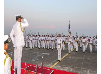 \'കടൽമാർഗം ആക്രമിക്കാൻ നിമിഷങ്ങൾ മാത്രം ബാക്കി\': ഓപ്പറേഷൻ സിന്ദൂരിൽ നേവി സ...