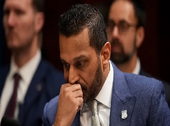 ട്രംപിന്റെ നീക്കങ്ങൾ തുടരുന്നു: എഫ്ബിഐ ഡയറക്ടർ കാഷ് പട്ടേലും പുറത്താകുമോ?