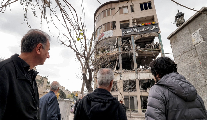 യു എസ് ക്രൂ അംഗങ്ങള്‍ക്കായുള്ള തിരച്ചിലിനിടെ ഇറാനില്‍ ആക്രമണങ്ങള്‍ ഇസ്രായേല്‍ മാറ്റിവച്ചു