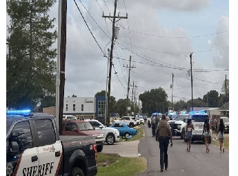 ലൂസിയാനയിലെ പുതുവത്സര ഘോഷയാത്രയിൽ കാർ ഇടിച്ചു കയറി; നിരവധി പേർക്ക് പരുക്ക്, ഡ്രൈവർ കസ്റ്റഡിയിൽ