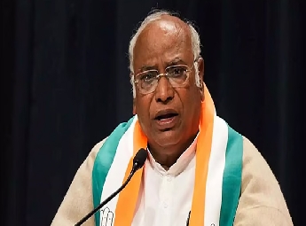 എഫ് സി ആര്‍ എ നിയമഭേദഗതിക്കെതിരെ വിമര്‍ശനവുമായി മല്ലികാര്‍ജുന്‍ ഖാര്‍ഗെ