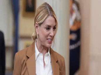 എപ്സ്റ്റീൻ കേസ്: സാക്ഷിമൊഴിനൽകാൻ  മുൻ അറ്റോർണി ജനറൽ പാം ബോണ്ടി ഹാജരാകില്ല; കോൺഗ്രസ് നടപടി കടുപ്പിക്കും