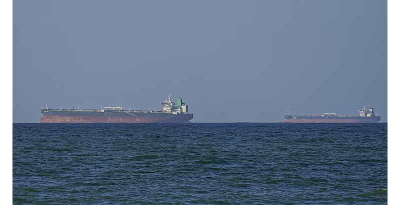 ഹോർമുസ് കടലിടുക്കിൽ ടോൾ ഈടാക്കരുത്; ഇറാന്  ട്രംപിന്റെ മുന്നറിയിപ്പ്