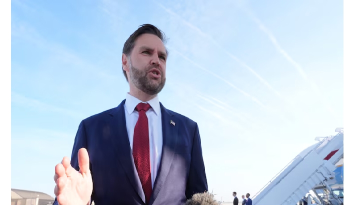 ഇറാൻ ചർച്ച: 'ആണവായുധം ഇല്ലാതാക്കൽ' പ്രധാന ലക്ഷ്യമെന്ന് ട്രംപ് ഇറാൻ ചർച്ച: 'ആണവായുധം ഇല്ലാതാക്കൽ' പ്രധാന ലക്ഷ്യമെന്ന് ട്രംപ്