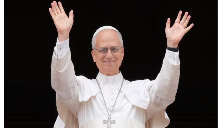 'യുദ്ധത്തിന്റെ പൈശാചികത മതിയാക്കുക': സമാധാനത്തിന് ആഹ്വാനവുമായി പോപ്പ് ലിയോ XIV 'യുദ്ധത്തിന്റെ പൈശാചികത മതിയാക്കുക': സമാധാനത്തിന് ആഹ്വാനവുമായി പോപ്പ് ലിയോ XIV