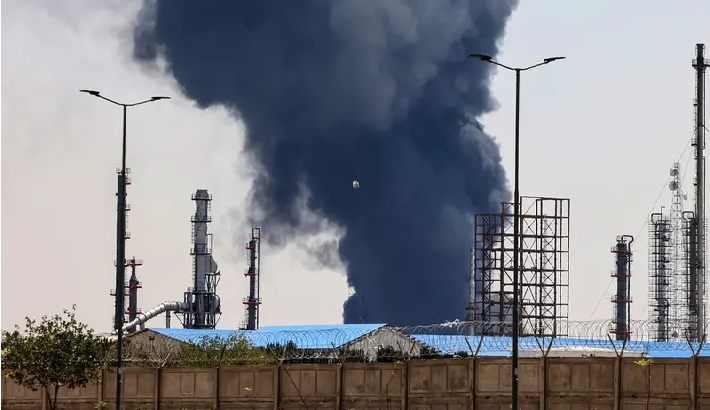 സംഘര്‍ഷത്തില്‍ തകര്‍ന്ന എണ്ണ ശുദ്ധീകരണ, വിതരണ സൗകര്യങ്ങള്‍ ഉടന്‍ പുനഃസ്ഥാപിക്കുമെന്ന് ഇറാന്‍