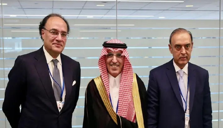 പാകിസ്താന് സൗദിയുടെ 3 ബില്യൺ ഡോളർ സഹായം; സാമ്പത്തിക സമ്മർദ്ദത്തിൽ ആശ്വാസം പാകിസ്താന് സൗദിയുടെ 3 ബില്യൺ ഡോളർ സഹായം; സാമ്പത്തിക സമ്മർദ്ദത്തിൽ ആശ്വാസം