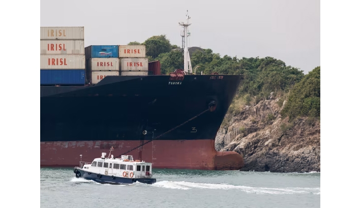 ഹോർമുസ് കടലിടുക്കിൽ സംഘർഷം ശക്തം; ഇറാനിയൻ കപ്പൽ അമേരിക്ക പിടിച്ചെടുത്തു