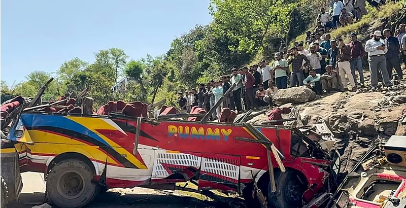 കശ്മീര്‍ ബസ്സപകടത്തില്‍ മരിച്ചവരുടെ കുടുംബങ്ങള്‍ക്ക് കേന്ദ്രം ധനസഹായം പ്രഖ്യാപിച്ചു