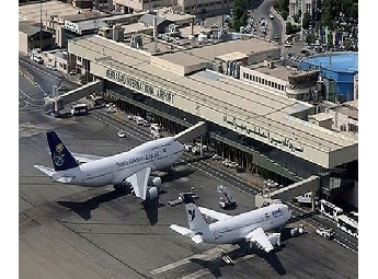 യുദ്ധത്തിന് ശേഷം ഇറാൻ ആഭ്യന്തര വിമാന സർവീസ് പുനരാരംഭിക്കുന്നു