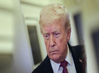 എട്ട് വനിതാ പ്രതിഷേധക്കാരുടെ വധശിക്ഷ നിർത്തിയെന്ന് ട്രംപ്; ബഡായി എന്ന് ഇറാൻ