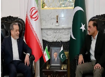 'യുദ്ധത്തിൽ കുടുങ്ങിയ അമേരിക്ക രക്ഷപ്പെടാൻ വഴിതേടുകയാണെന്ന് ഇറാൻ