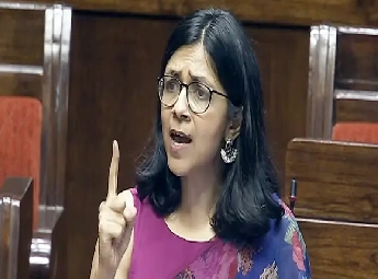 കെജ്രിവാള്‍ സ്ത്രീവിരുദ്ധന്‍; പഞ്ചാബിനെ സ്വകാര്യ എ ടി എം ആയി ഉപയോഗിക്കുന്നു...