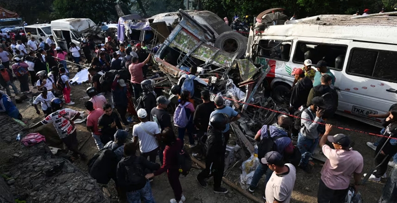 കൊളംബിയ ഹൈവേ സ്‌ഫോടനം; 13ൽ കൂടുതൽ പേർ കൊല്ലപ്പെട്ടു, ആക്രമണ പരമ്പര ആശങ്കയാകുന്നു