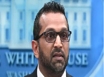 സമയത്തിന്റെ കാര്യംമാത്രം; കാഷ് പട്ടേലിന് പുറത്തേക്കുള്ള വഴി തുറക്കുന്നെന്ന് റിപ്പോര്‍ട്ട്