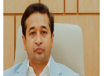 എൻഎച്ച്എഐ എൻജിനിയറിന് മേൽ ചെളിവാരിയ സംഭവം; നിതേഷ് റാണെക്ക് ഒരു മാസം തടവ്