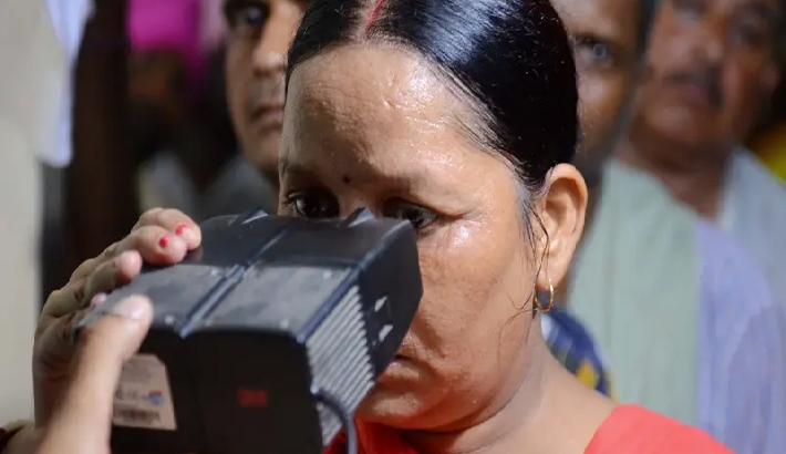 ക്യു.ആർ കോഡ് അധിഷ്ഠിത ആധാർ: സ്വകാര്യതയ്ക്കു മുൻഗണന നൽകി വലിയ മാറ്റത്തിനൊരുങ്ങുന്നു