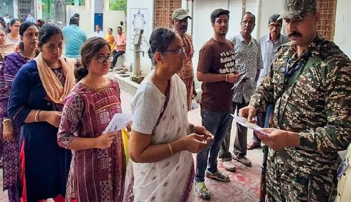 പശ്ചിമ ബംഗാളിൽ രണ്ടാം ഘട്ട വോട്ടെടുപ്പ് തുടങ്ങി: മമതയ്ക്കും ബിജെപിക്കും നിർണായക പോരാട്ടം