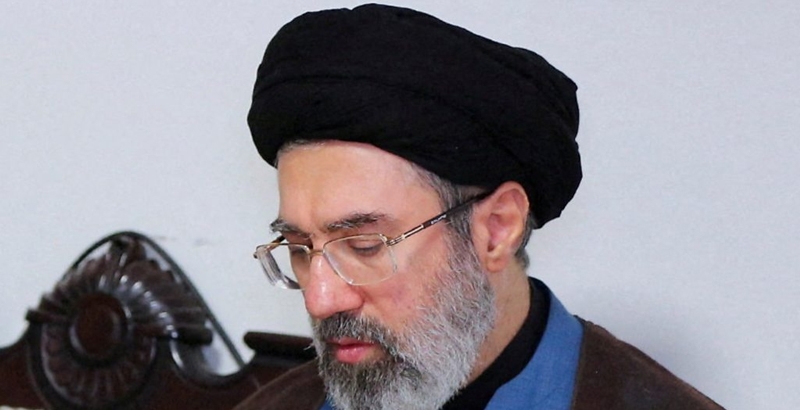 ഹോര്‍മുസ് കടലിടുക്കില്‍ \'പുതിയ ഘട്ടം\'; ആണവ- മിസൈല്‍ ശേഷി സംരക്ഷിക്കുമെന്ന...