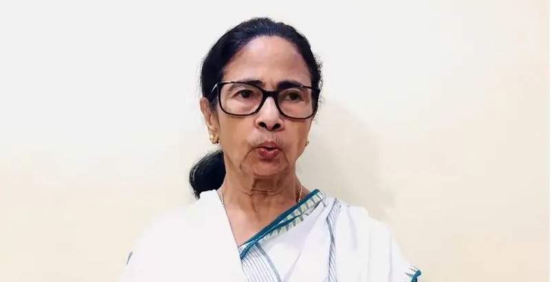 എക്‌സിറ്റ് പോളുകള്‍ ബി ജെ പിയുടെ നിര്‍ദ്ദേശപ്രകാരമെന്ന് മമത; മൂന്നില്‍ രണ്ട് ഭൂരിപക്ഷം നേടുമെന്നും അവകാശവാദം