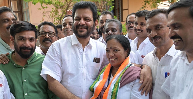 വി കെ ശ്രീകണ്ഠന്‍ എം പി; ഭാര്യ തുളസി എം എല്‍ എ