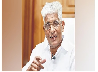 \'\'മുഖ്യമന്ത്രി ആരായാലും പ്രശ്‌നമില്ല; സതീശനേക്കാൾ സീനിയറായവർ പാർട്ടിയിൽ ഉ...
