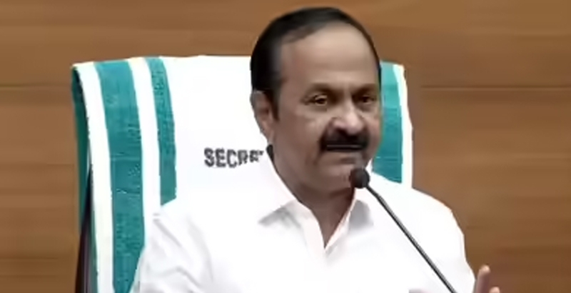 ആദ്യ മന്ത്രിസഭാ യോഗത്തില്‍ പ്രധാന വാഗ്ദാനങ്ങള്‍ നടപ്പാക്കാന്‍ തീരുമാനം
