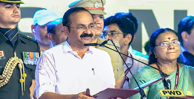 കേരളത്തിലെ മന്ത്രിമാർക്ക് വകുപ്പുകളായി