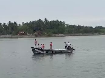 കർണാടകയിൽ പുഴയിൽ കക്ക വാരുന്നതിനിടെ ഒഴുക്കിൽപ്പെട്ട് 8 പേർ മരിച്ചു; മൂന്ന് പേരെ കാണാതായി