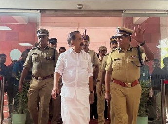 അഴിമതി വീഡിയോയിൽ പകർത്തി നൽകിയാൽ 5000 രൂപ സമ്മാനം, രഹസ്യ വിവരങ്ങൾ പുറത്തുവി...