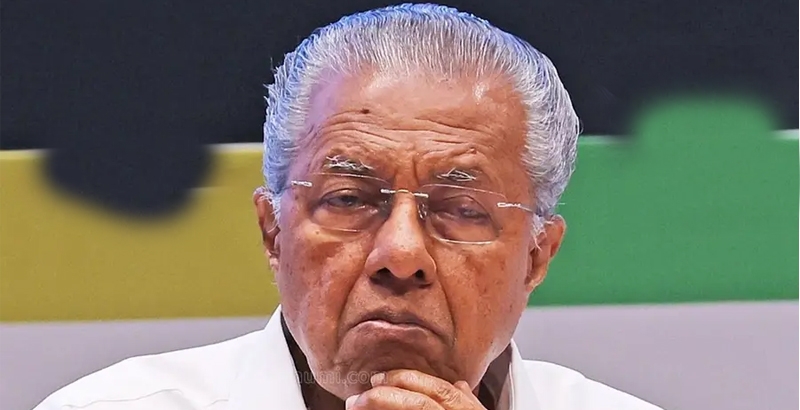 സാമ്പത്തിക ഇടപാട് കേസ്; മുന്‍ മുഖ്യമന്ത്രി പിണറായി വിജയന്റെ വീടുകളില്‍ ഇ ഡി റെയ്ഡ്