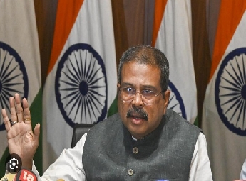 സി.ബി.എസ്.ഇ പന്ത്രണ്ടാം ക്ലാസ് പരീക്ഷാഫലം: വീഴ്ച സമ്മതിച്ച് കേന്ദ്രമന്ത്രി