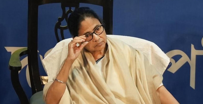 തൃണമൂലിൽ പാളയത്തിൽ പടയോ? ; മമതയുടെ നിർണായക യോഗത്തിൽ ഭൂരിഭാഗം എംഎൽഎമാർ വിട്ടുനിന്നു