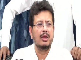 ടിഎംസിയിൽ കലാപം രൂക്ഷം; പുറത്താക്കിയ റിതബ്രത ബാനർജി പ്രതിപക്ഷ നേതാവ്