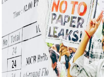 നീറ്റ് പേപ്പർ ചോർച്ച: തകർന്നത് പരീക്ഷാ സംവിധാനം മാത്രമല്ല, ആയിരങ്ങളുടെ സ്വപ്നങ്ങളും