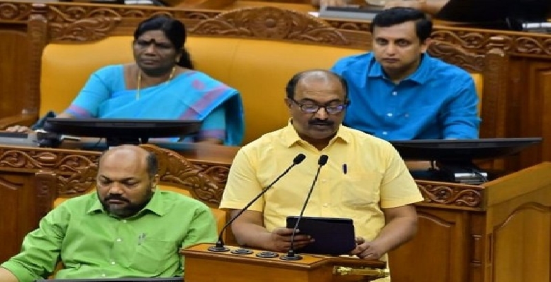 'ലോകസമാധാനം ഒരു മണിക്കൂർ മുമ്പേ എത്തി, അതുകൊണ്ട് 2 കോടി ചെലവഴിക്കേണ്ടി വന്നില്ല'; പിണറായി സർക്കാരിന്റെ ബജറ്റിലെ 2 കോടിയെ കുറിച്ച് സർക്കാർ മറുപടി