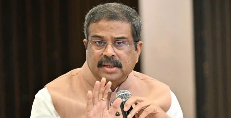 തനിക്കെതിരെ സമരം ശക്തമാക്കിയ സി ജെ പിക്കെതിരെ ആരോപണവുമായി ധര്‍മേന്ദ്ര പ്രധാന്‍